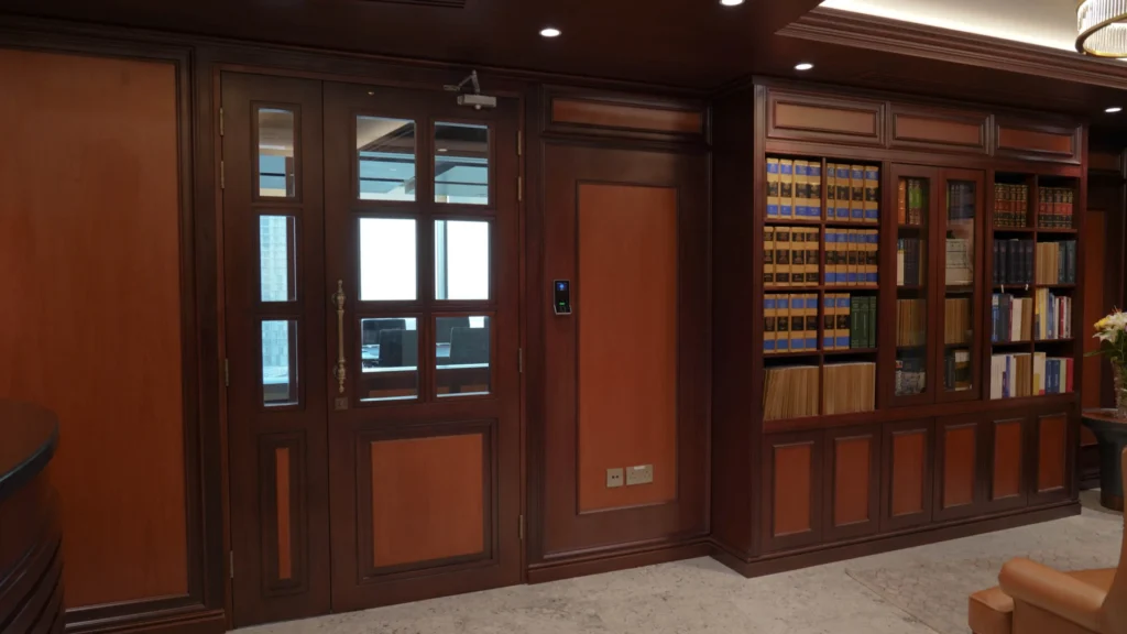 legal consultants office